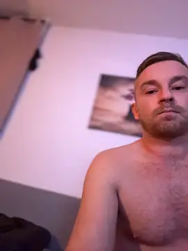 AleJaja92 élő XXX-chatje