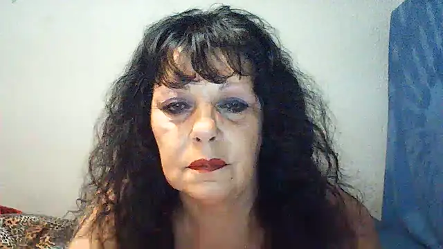 Czat XXX na żywo – LadyCHARMS69