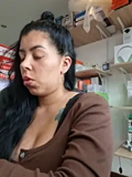 Luianna's Live XXX Chat