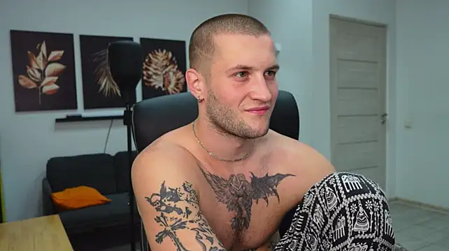 Igor_Wilde: απευθείας συνομιλία ΧΧΧ