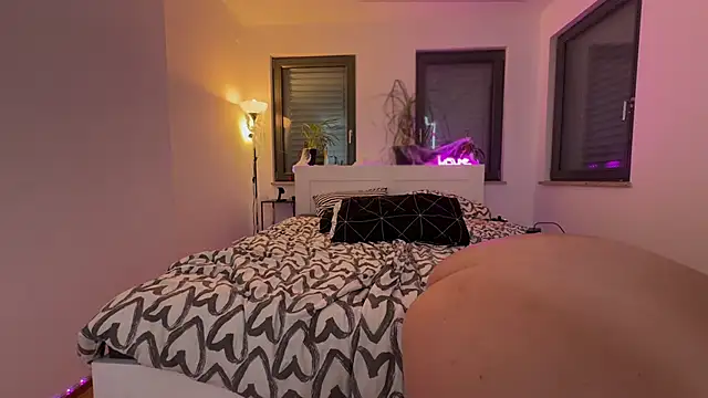 AnjaAmelia Adlı Modelin Canlı XXX Sohbeti