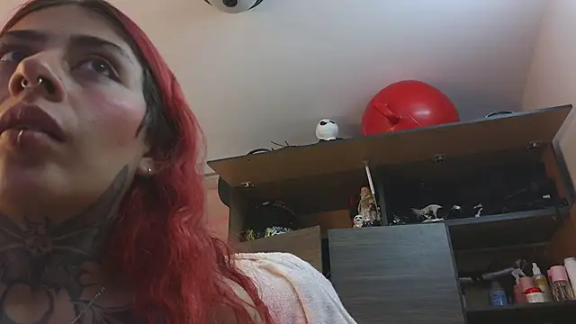 Chat +18 de selene_red_ ao vivo