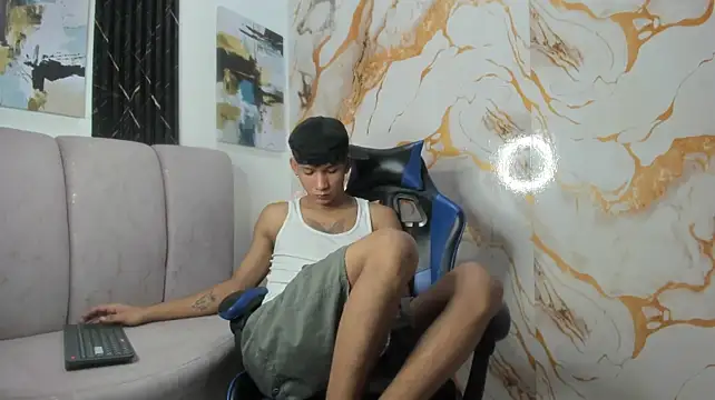 SUMMER_BOY Live XXX-chat