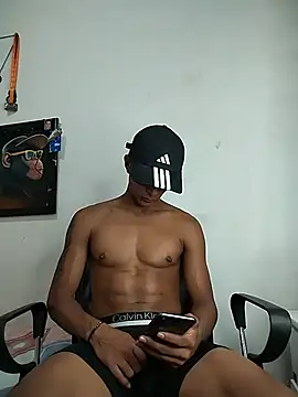 Demiansteven444 网络视讯表演