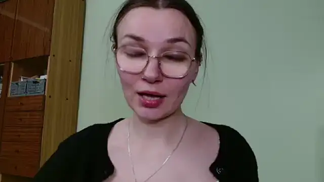 LooveELLYx: онлайн-секс-чат