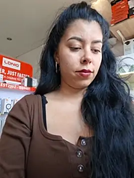 Онлайн чат XXX Luianna