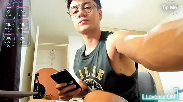 Sebastian-Dash লাইভ XXX চ্যাট