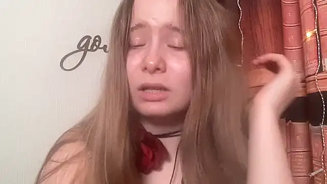 cutefoxieee's Live XXX Chat