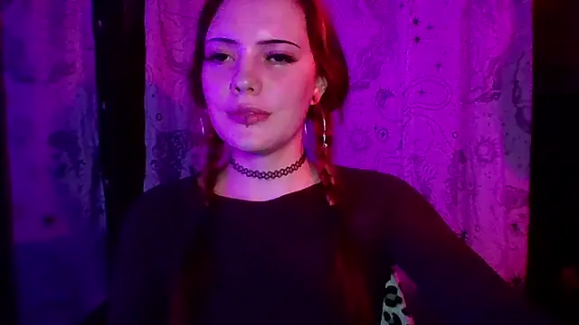 Chat XXX Live Alluring_Silk