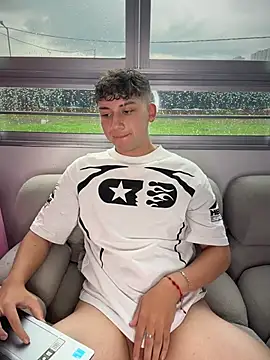 Czat XXX na żywo – OLIVER_K