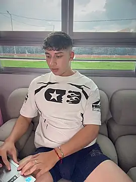 OLIVER_K Live XXX-Chat
