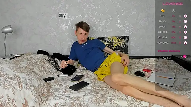 ERICK__DEEN Adlı Modelin Canlı XXX Sohbeti