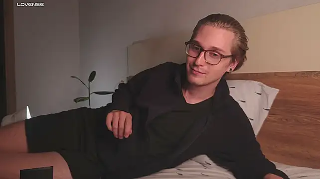 Shirizi Chat XXX live