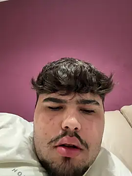 Yannick04 Live XXX-chat
