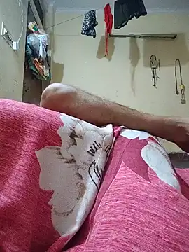 Couple-deshi35 XXX чат на живо