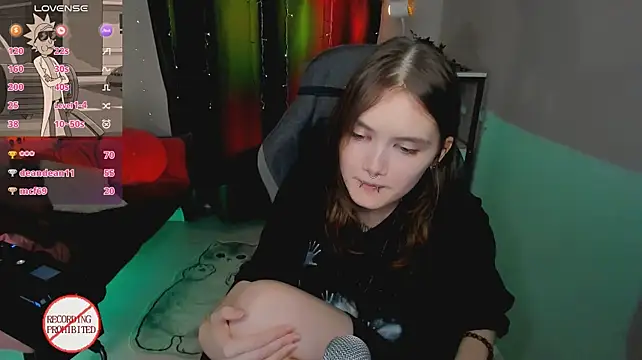 Dilara_xBaby Adlı Modelin Canlı XXX Sohbeti