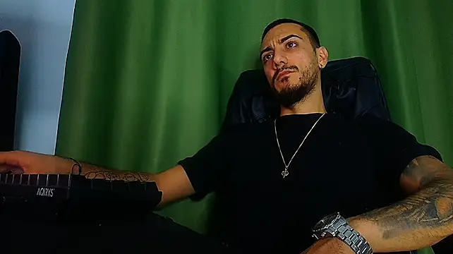 AndrewBanner élő XXX-chatje
