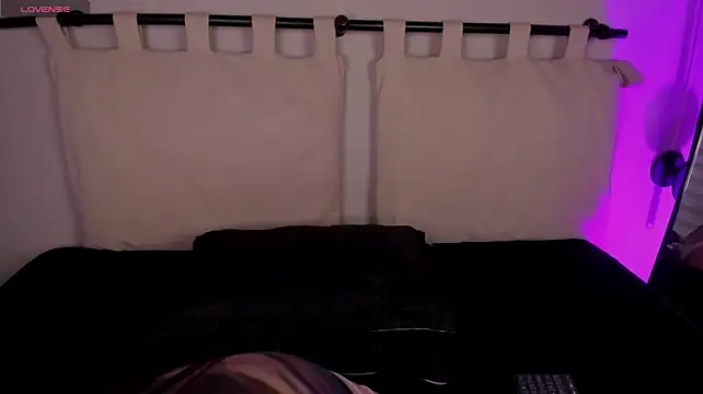 Rebeca_Williams_'s Live XXX Chat