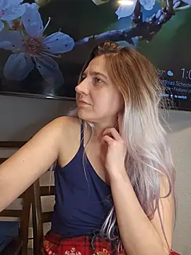Chat XXX ao vivo de ScarletsWeb