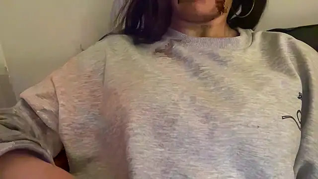 zeze_2424 Adlı Modelin Canlı XXX Sohbeti