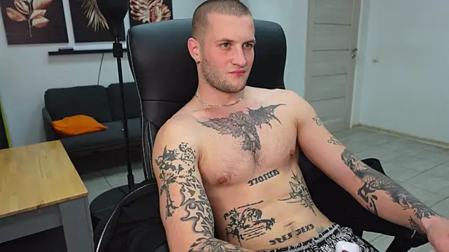 Igor_Wilde live XXX chat
