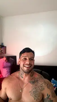 MarckMathews লাইভ XXX চ্যাট