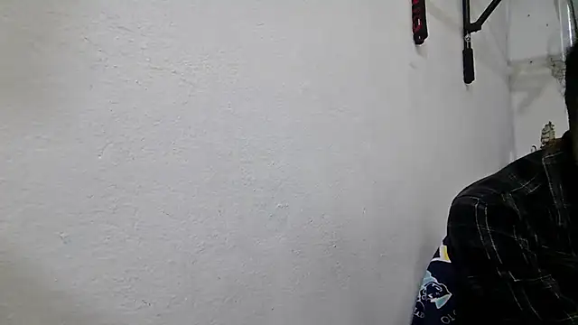 XXX chat uživo modela JBond007BBC