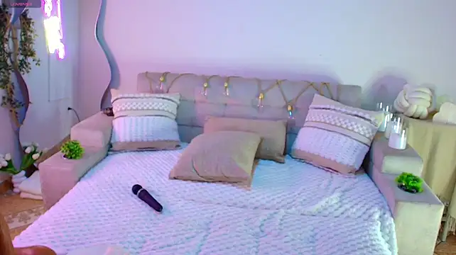 XXX chat uživo modela Lizzy_kanee