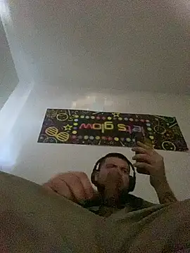 XXX chat uživo modela GusanoDelicioso
