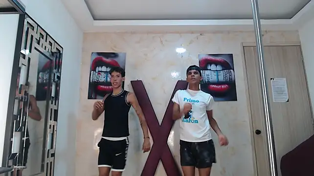 Chatroom XXX en direct de PITER_LOVER