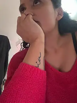 Chat +18 de kinky_mila@xh ao vivo