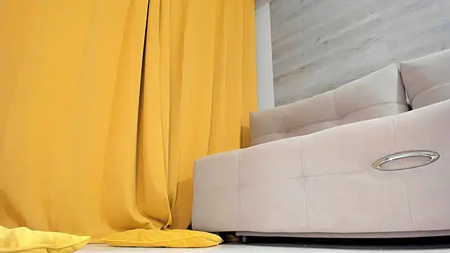 IreneHabibi Adlı Modelin Canlı XXX Sohbeti