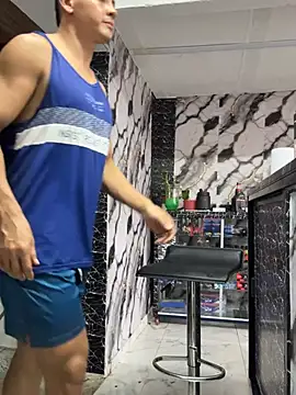 Chatroom XXX en direct de Paul22cm-