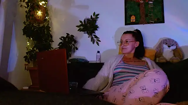 Luna_Yakova 라이브 XXX 채팅