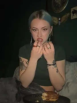 XXX chat uživo modela sami_zone