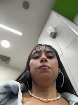 LilacNoir 라이브 XXX 채팅