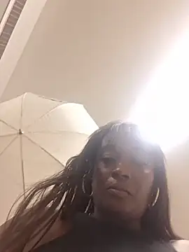 Chat +18 de MichellSummer ao vivo
