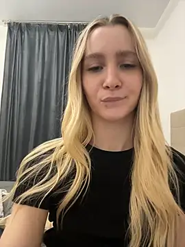 LunaVelvetti Live XXX Chat