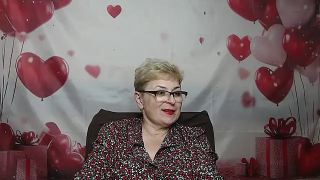 צ'אט XXX בשידור חי של EmiliaGree