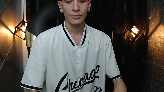 DAMIAN_22 Chat XXX live