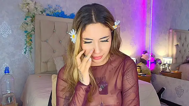 צ'אט XXX בשידור חי של nini_love01