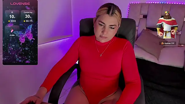 צ'אט XXX בשידור חי של pervert_milf04