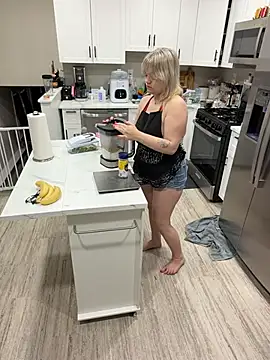 Cutiepiespanks' Live XXX Chat