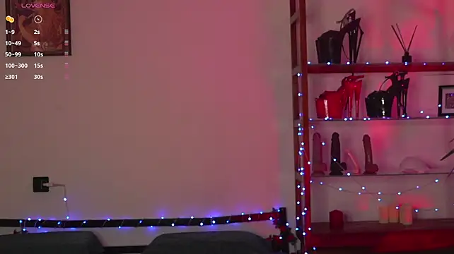 XXX chat uživo modela Olivia_Faye