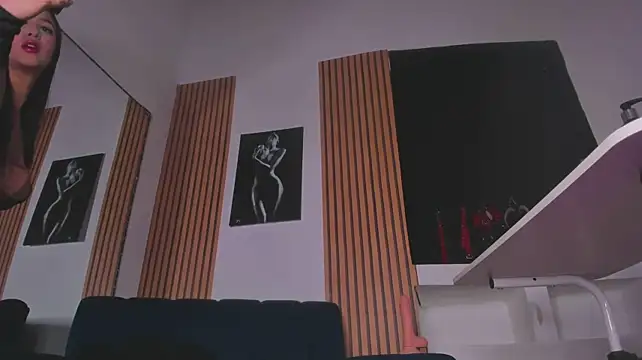 kittymonroe1のライブXXXチャット