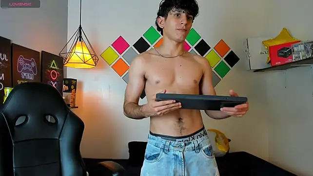 billy_wild: απευθείας συνομιλία ΧΧΧ