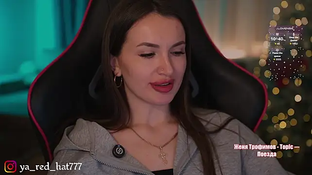 -RED_HAT- Live XXX Chat