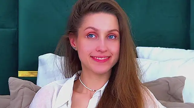 دردشة HaileyArden الجنسية المباشرة