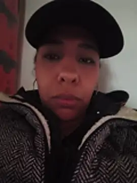 XXX chat uživo modela Ivon_C