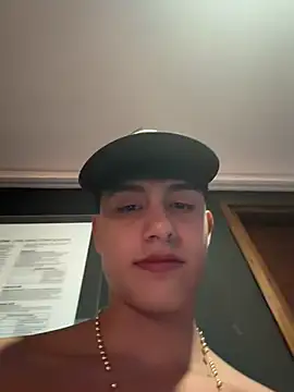 Lander_Cruz's Live XXX Chat